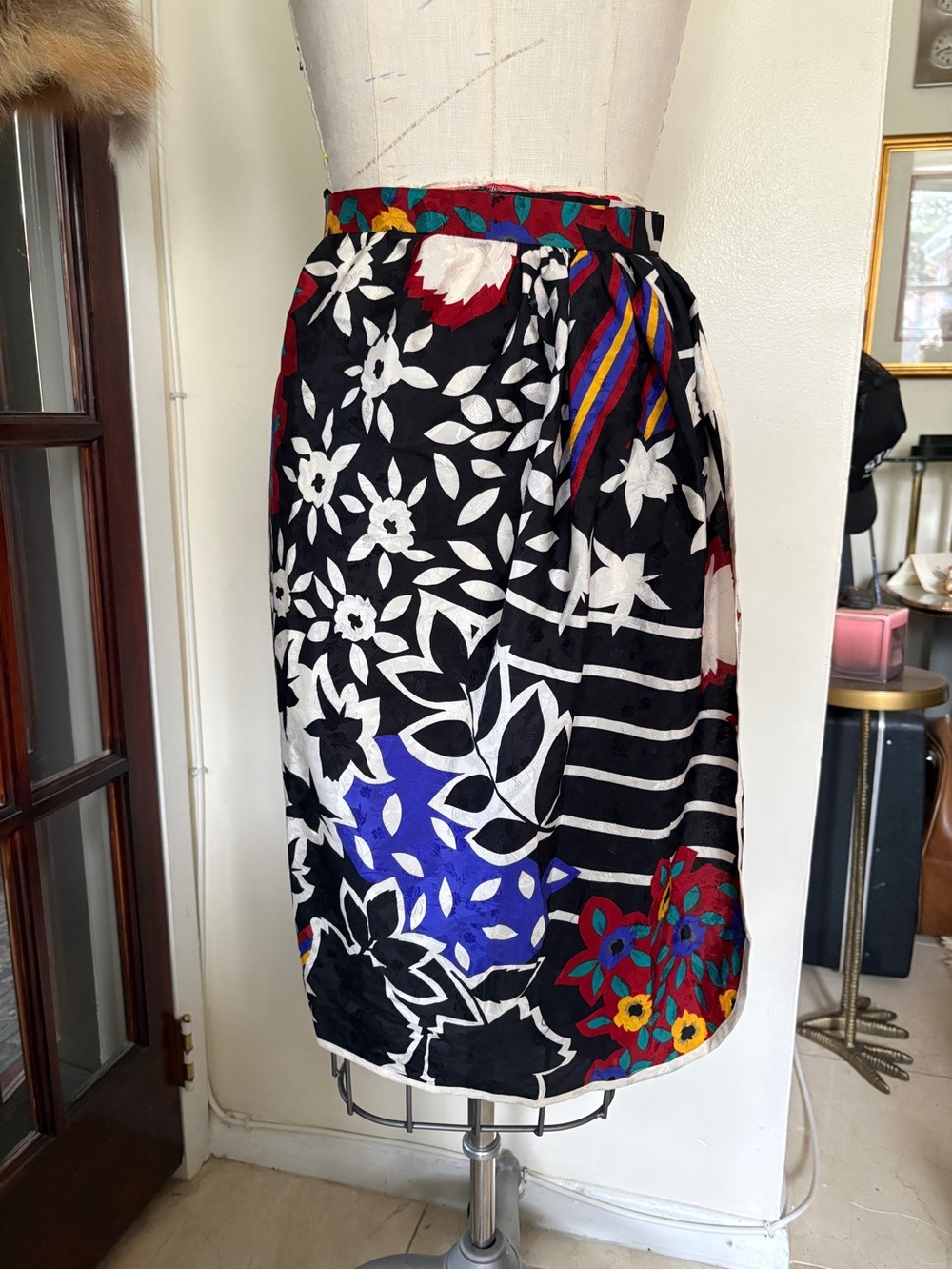 Oscar de la Renta printed silk wrap skirt